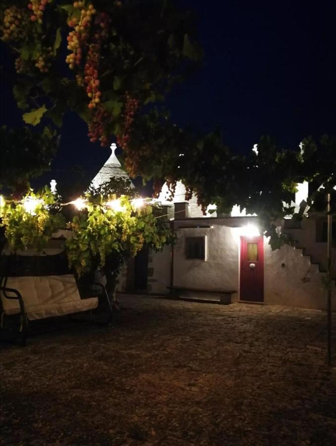 B&B Trullo Raggio Di Luce มาร์ตินาฟรังกา ภายนอก รูปภาพ